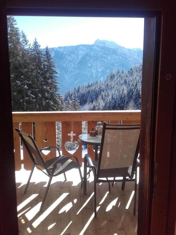 Bed & Breakfast Dolomiti Bey Haus Pinter Assling エクステリア 写真