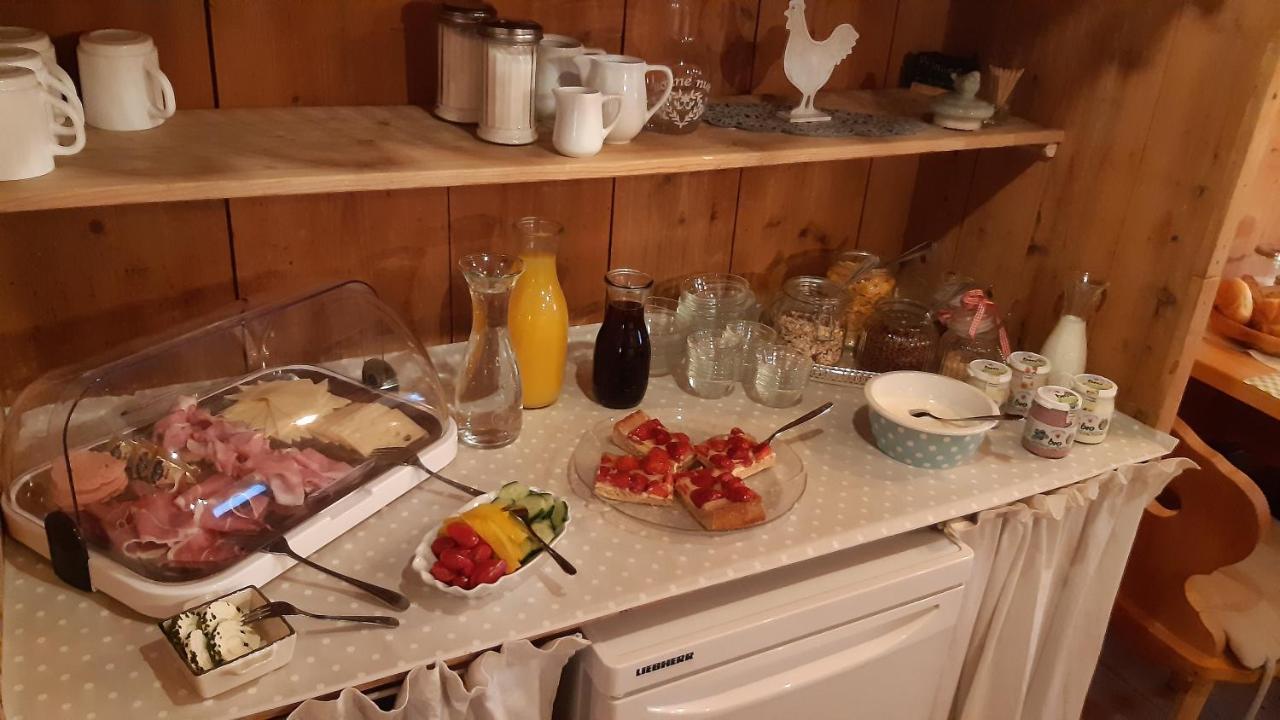 Bed & Breakfast Dolomiti Bey Haus Pinter Assling エクステリア 写真