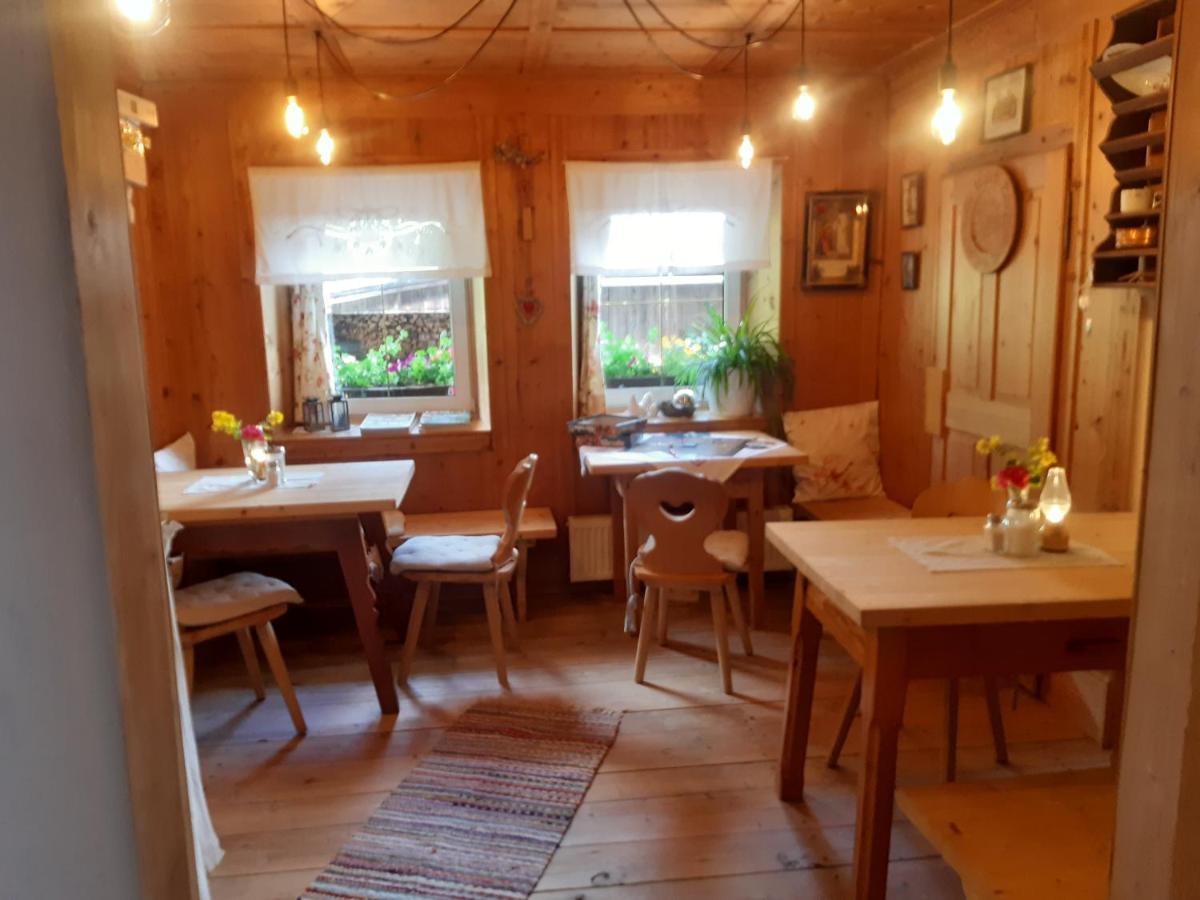 Bed & Breakfast Dolomiti Bey Haus Pinter Assling エクステリア 写真